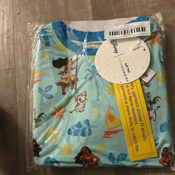 Other - Brand new in package Disney Moana little sleepies size 5/6